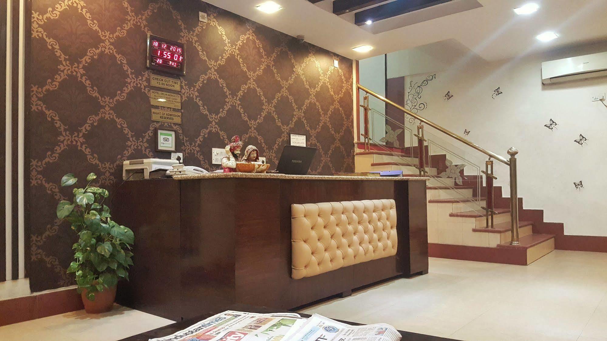 Hotel Delhi Aerocity, Nh 48 Yeni Delhi Dış mekan fotoğraf